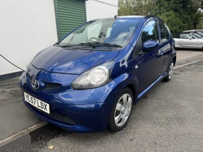 Toyota Aygo 1.0cc Blue 5 Door 2 Owners 52,000 Miles £20 Tax