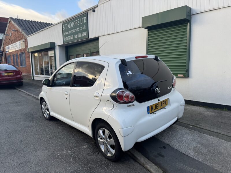 COMING SOON** Toyota Aygo 2011 1.0cc White 5 Door 1 Owner 67980 miles, Sat Nav