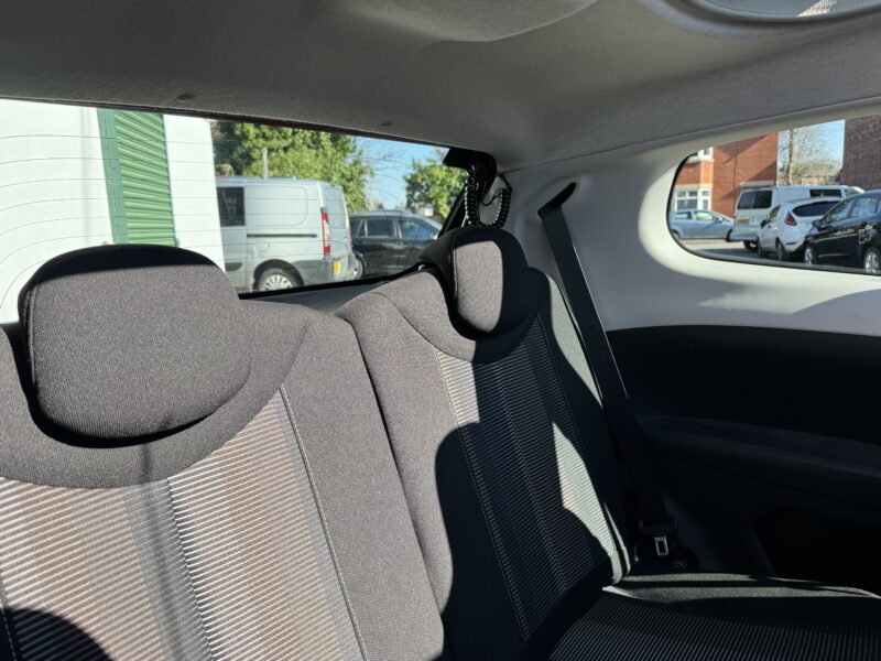 Peugeot Suntop Electric Roof 2015 57000 Miles Red
