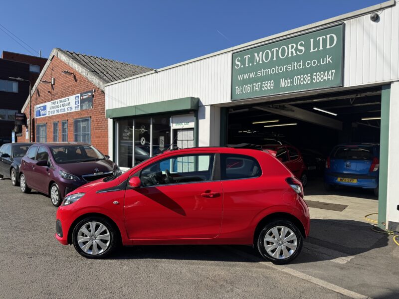 Peugeot Suntop Electric Roof 2015 57000 Miles Red