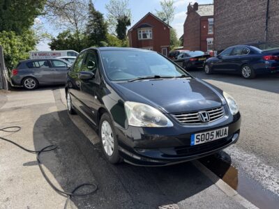 Honda Civic SE 1.6cc 2005 5 door 1 Owner from new Black 59,000 Miles