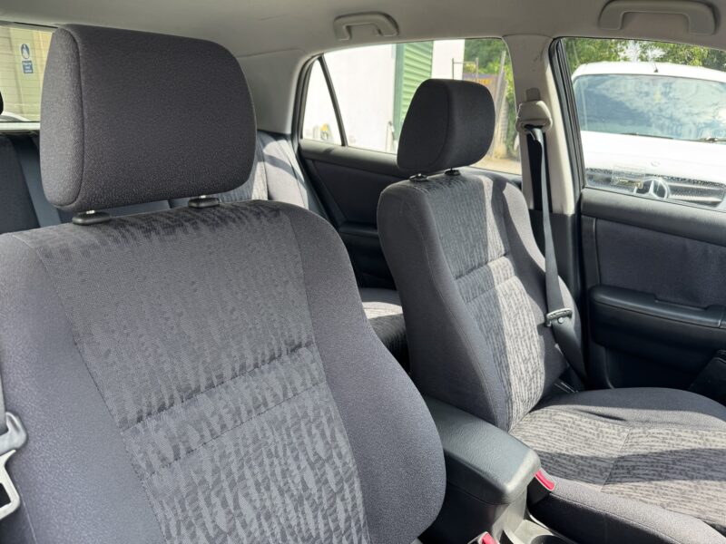 Toyota Corolla 1.4cc 25,000 Miles One owner from new