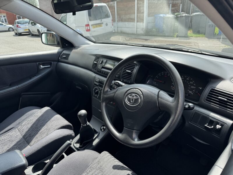 Toyota Corolla 1.4cc 25,000 Miles One owner from new
