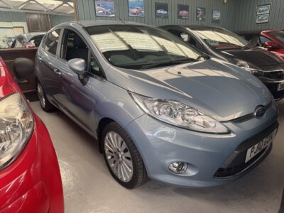 Ford Fiesta Titanium 1.2cc 5 Door Light Blue Metallic 56,500 Miles 2010