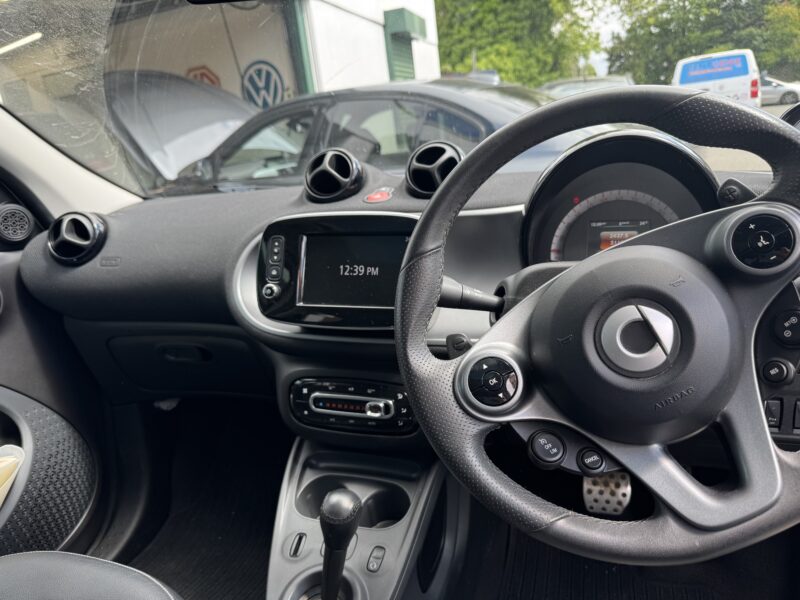 Smart Forfour 1.0cc 5 Door **AUTOMATIC** 31,000 Miles