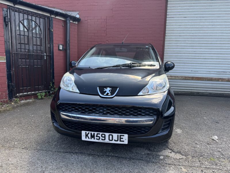 Peugeot 107 Verve 2009 5 Door 32000 Miles Black