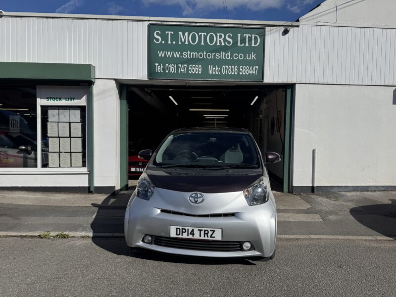Toyota iQ Silver/Burgundy **Automatic** 14,000 Miles 2014