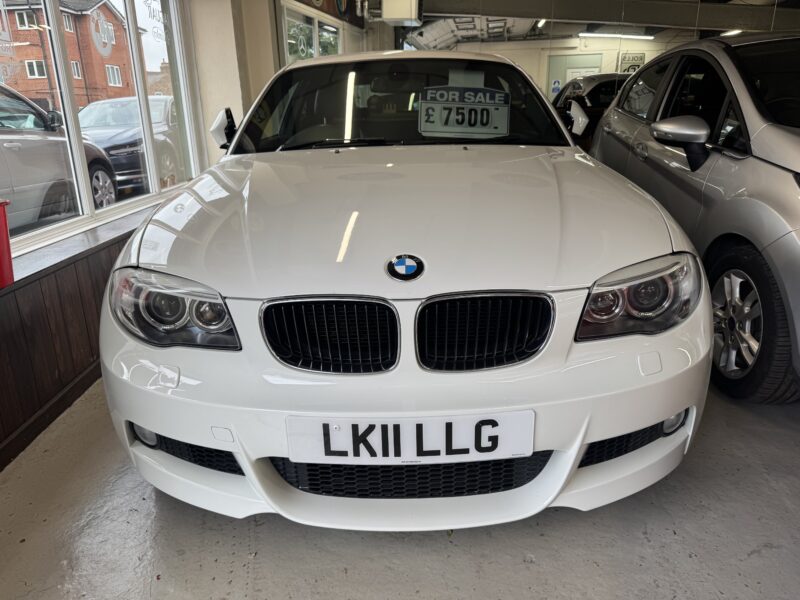BMW 1 Series Coup 3L Rare Manual 2011 98,000 Miles White