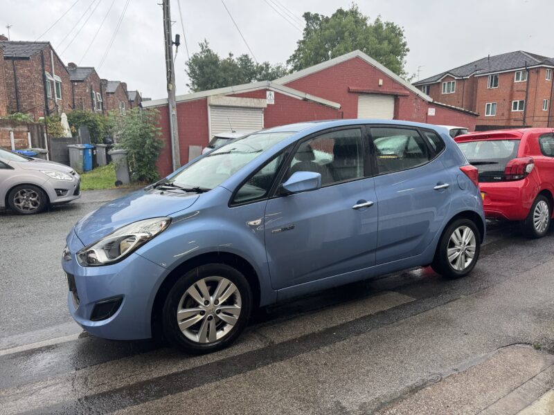 HYUNDAI iX20 I.4L ACTIVE 5 DOOR 2011 43,490 MILES BLUE