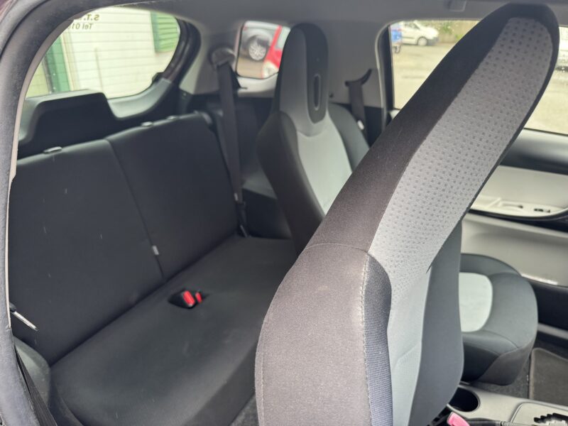 Toyota iQ Silver/Burgundy **Automatic** 14,000 Miles 2014