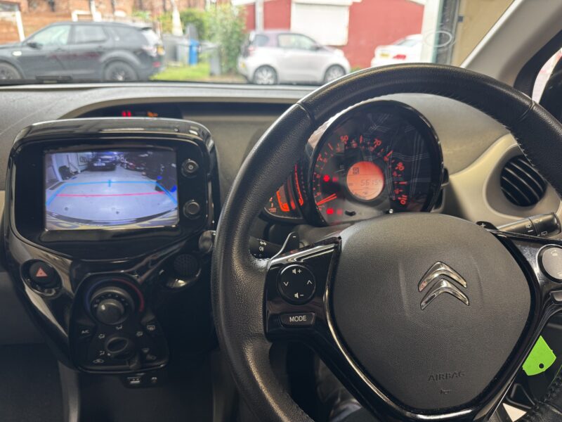 Citroen C1 1.0 VTi Flair **AUTOMATIC** Hatchback 5 Door Black Petrol 56,100 Miles 2016