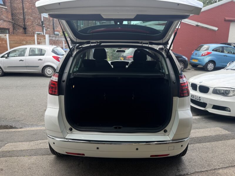 Citroen Picasso C4 Platinum AUTOMATIC E Diesel 1.6L 2013 72000 Miles
