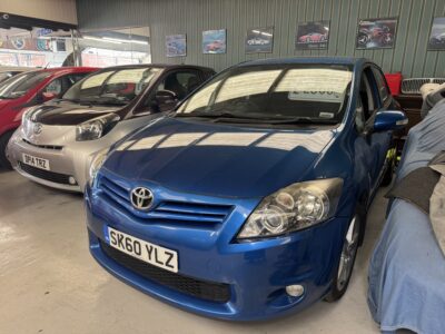 Toyota Auris 1.6cc 5R 5 Door 61,000 Miles Blue 2010