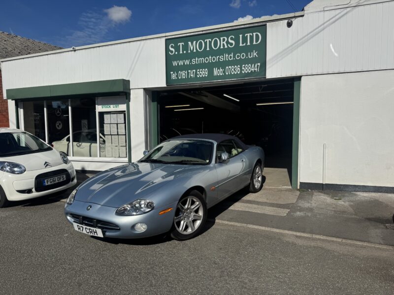 Jaguar XK8 Convertible Zicon Blue 1997 102,000 Miles 4L FULL SERVICE HISTORY
