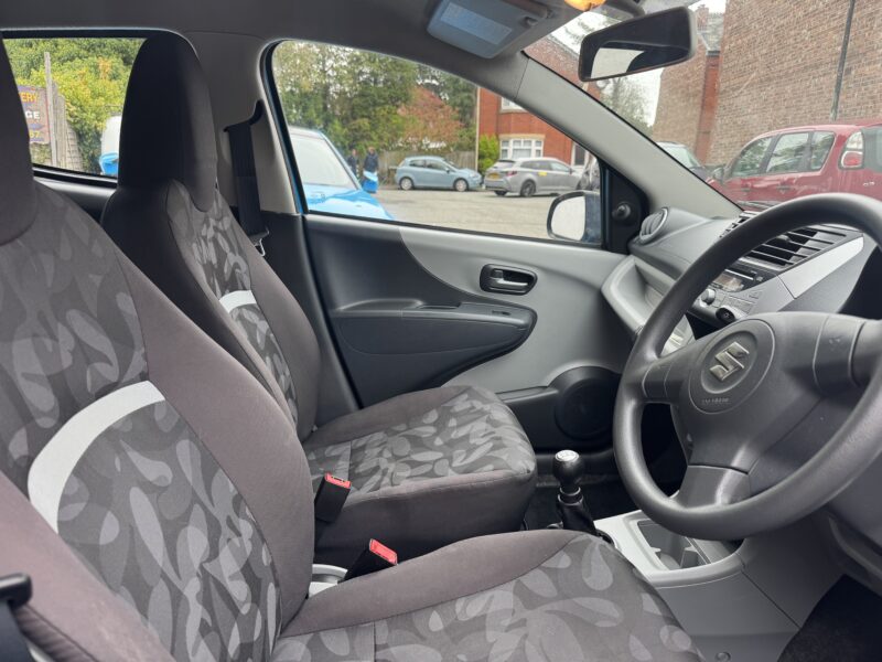 Suzuki Alto SZ2 5 Door 2011 36000 Miles Metallic Blue 1.1L £20 Road Tax