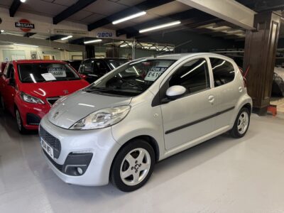 Peugeot 107 Allure Silver 2014 43,000 Miles 5 Door 1L