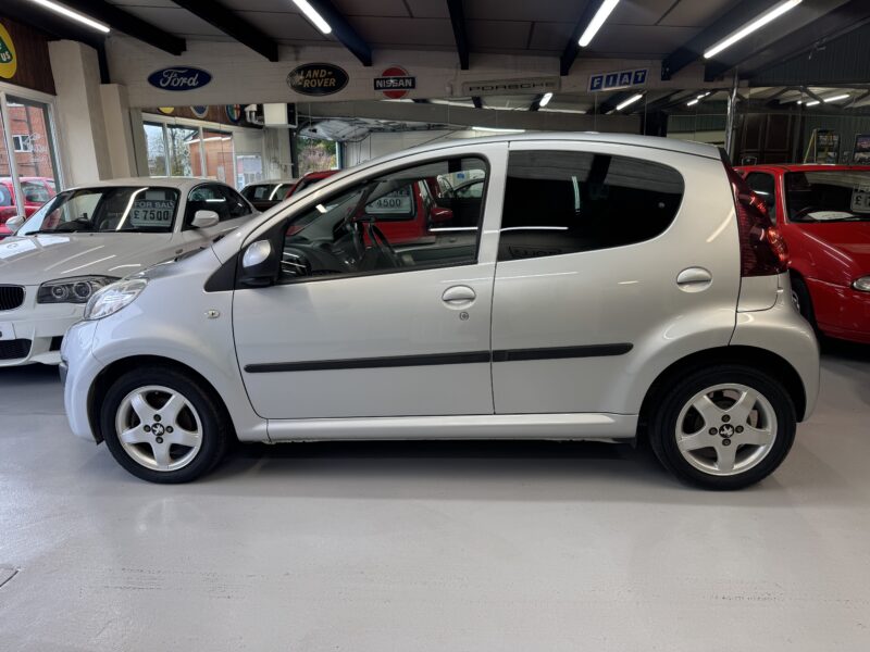 Peugeot 107 Allure Silver 2014 43,000 Miles 5 Door 1L