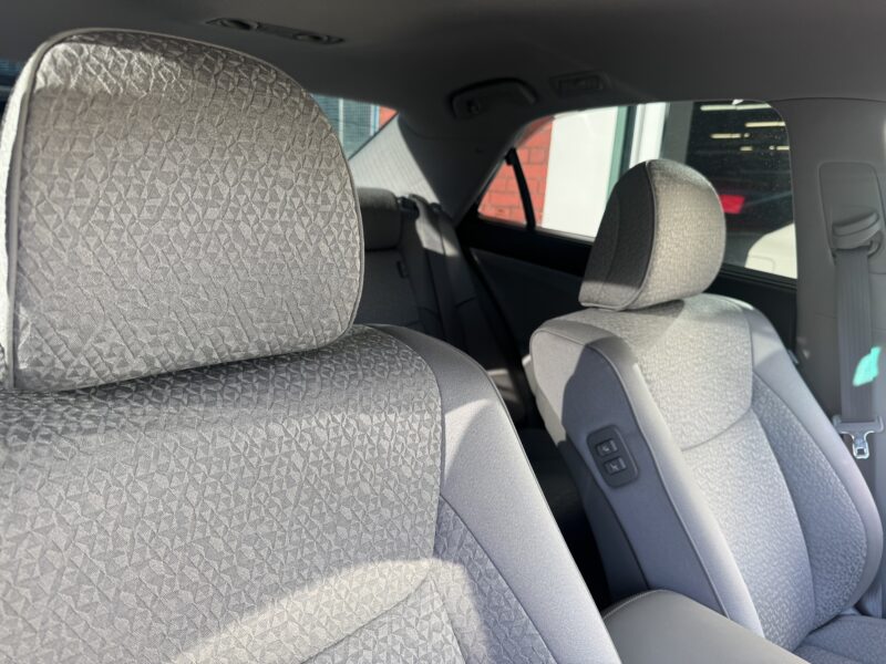 Toyota Crown Royal Black 61,500 Miles 2010