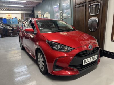 Toyota Yaris Icon Hybrid Automatic 1.5cc 4,000 Miles 1 Owner