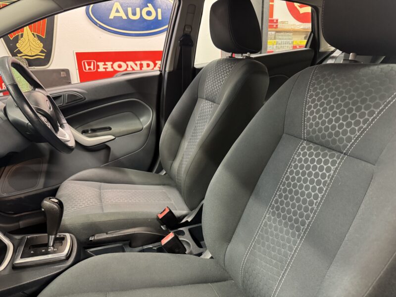 Ford Fiesta 1.4L Zetec *Automatic* 2010 71,000 Miles Black