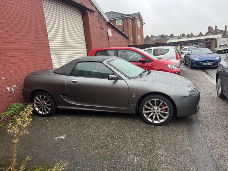 MG TF 1.8L Spark SE Convertible 32,000 Miles Grey Metallic 2005