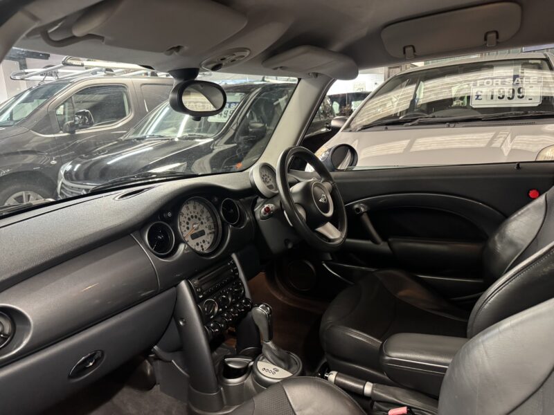 Mini Cooper *Automatic* 1.6cc 2005 Blue 71,600 Miles FSH