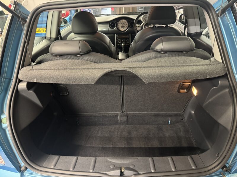 Mini Cooper *Automatic* 1.6cc 2005 Blue 71,600 Miles FSH