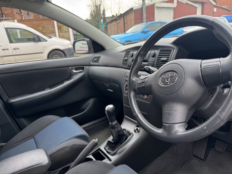 Toyota Corolla 1.6L 2 Owners 79,800 Miles Silver 2005
