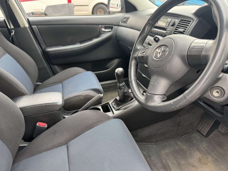 Toyota Corolla 1.6L 2 Owners 79,800 Miles Silver 2005