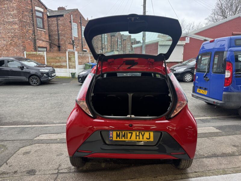 Toyota Aygo 1L 5 Door Automatic Red 61,800 Miles FSH 2017
