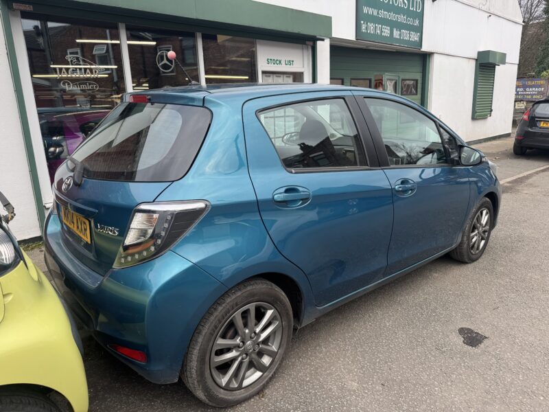 Toyota Yaris 1.3L 2014 FSH 26,000 Miles 5 Door Blue
