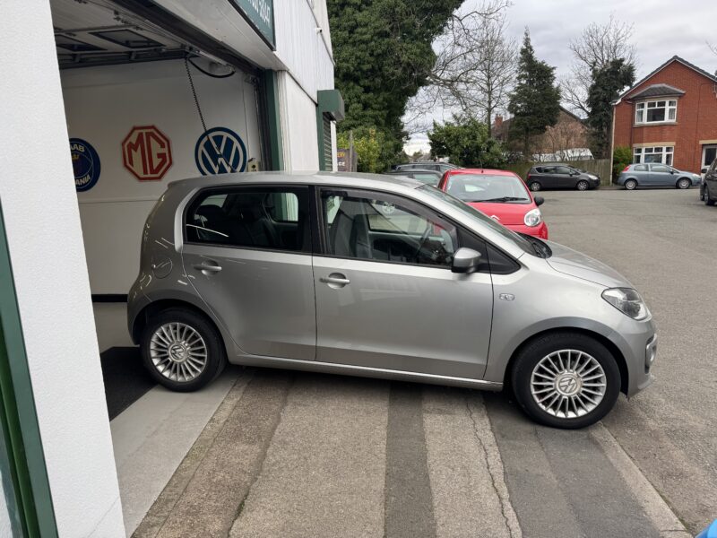 Coming Soon VW High Up 5 Door Silver 2014 55000 Miles