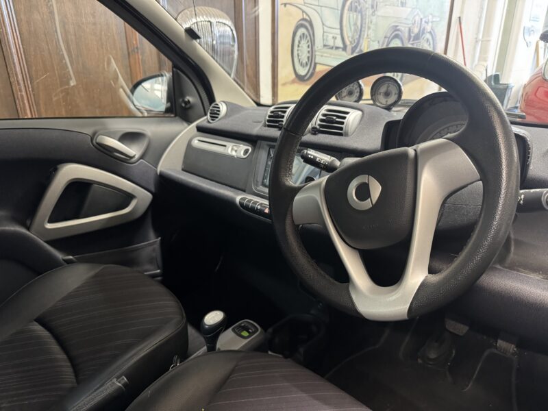 Smart Fortwo 2014 £20 Road Tax 54,000 Miles Black