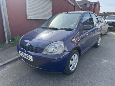Toyota Yaris 1 Owner Blue 1999 5 Door 70300 Miles