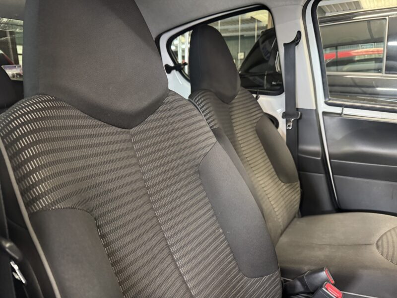 Peugeot 107 1L Allure 5 Door 2 Keys 76000 Miles 2014 White