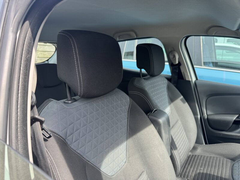 Renault Clio D-Que Diesel 2014 1.4L 5 Door 62000 Miles £20 Road Tax