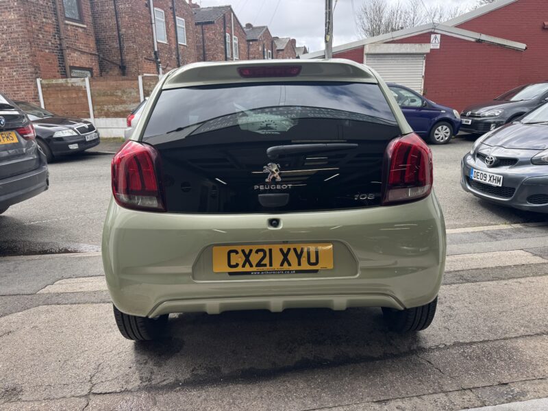 Peugeot 108 Collection 1L 5 Door 2021 Green JUST 9,000 Miles FSH