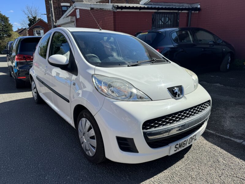 Peugeot 107 1L Urban 2012 71,500 Miles 5 Door