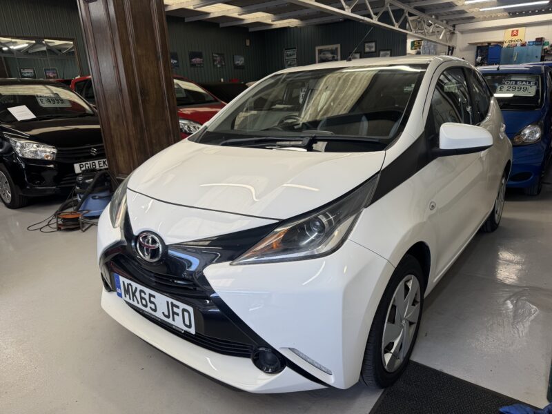 Toyota Aygo X Ray 2016 5 Door FSH 29,000 Miles A/C Reverse Camera