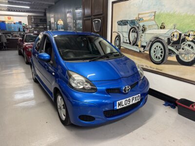 Toyoya Aygo Blue 2009 79000 Miles 2 Owners Bluetooth Full MOT £20 Tax