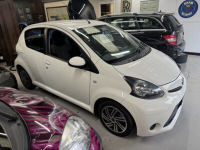 Toyota Aygo 1.0cc Move AUTOMATIC** 5 Door 2014 1 Owner Full Toyota Service History 36,800 Miles