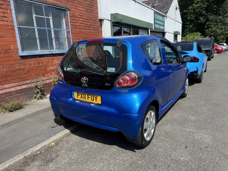 NEW IN Toyota Aygo 1.0L VVT 2011 Blue 3 Door Petrol 1 Owner 45,930 Miles £20 TAX