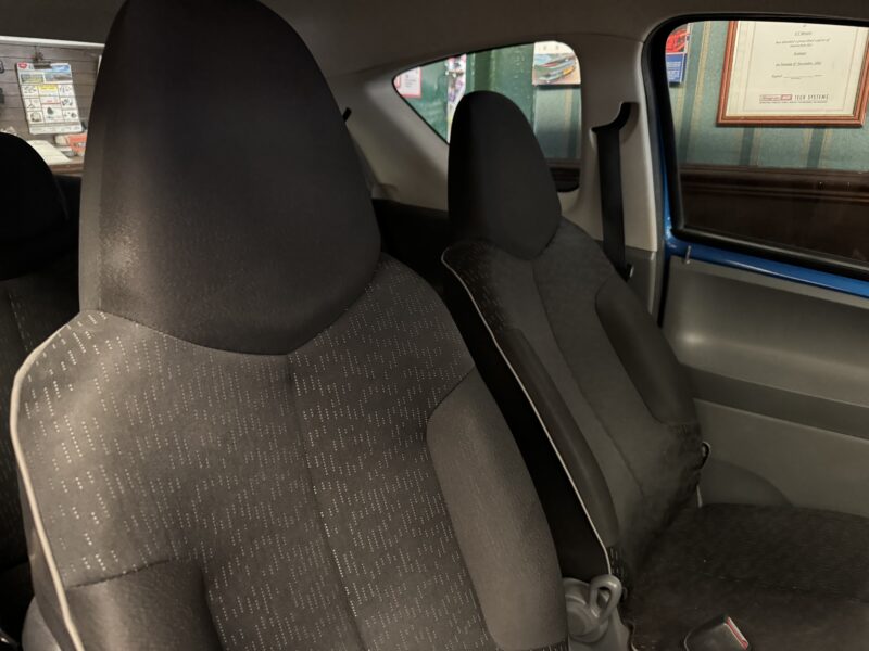 Peugeot 107 2010 3 Door £20 Tax 84,500 Miles Blue Full MOT
