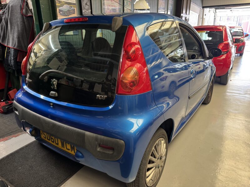 Peugeot 107 2010 3 Door £20 Tax 84,500 Miles Blue Full MOT