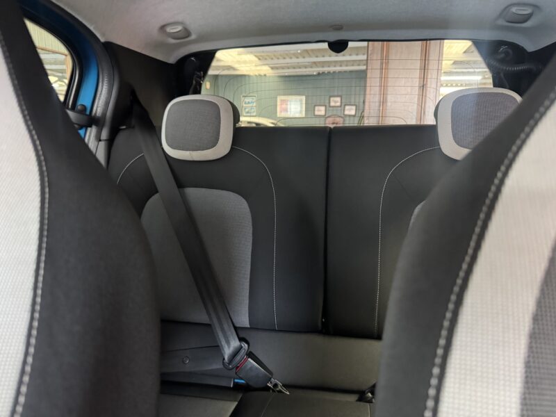 Renault Twingo 2015 5 Door A/C 1L Bluetooth £20 Road Tax 49,000 Miles Blue Metallic
