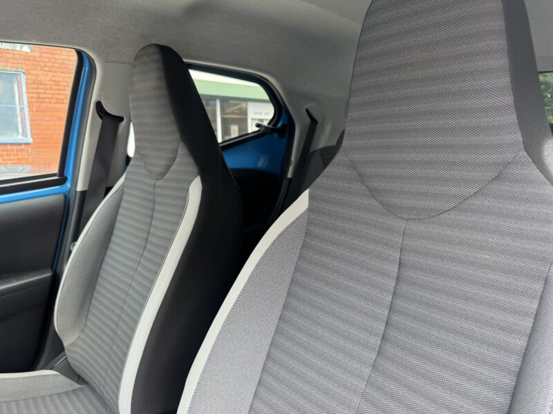 Toyota Aygo Xplore 2018 5 Door *Automatic* 12,400 Miles Reverse Camera Alloy Wheels Light Blue