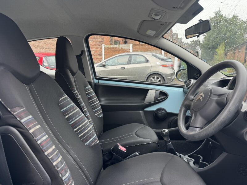 Citroen C1 1L VTR 3 Door 2012 8 Service Stamps Full MOT 68,800 Miles £20 Road Tax