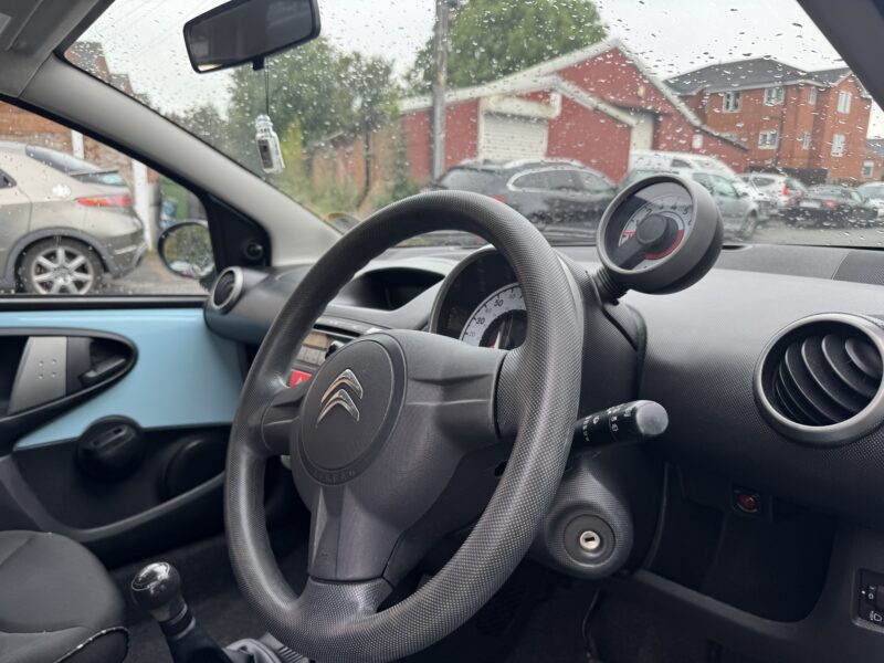Citroen C1 1L VTR 3 Door 2012 8 Service Stamps Full MOT 68,800 Miles £20 Road Tax