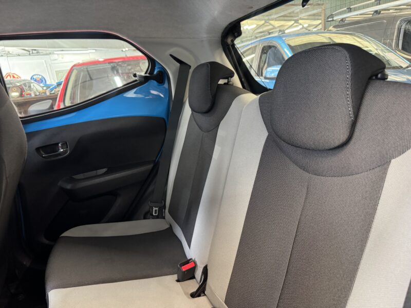 Toyota Aygo X-Cite 2015 1L 5 Door 87,400 Miles FSH £20 Road Tax Alloy Wheels