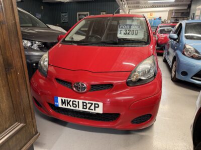 Toyota Aygo Go 1L 5 Door 2011 31,000 Miles Red £20 Road Tax